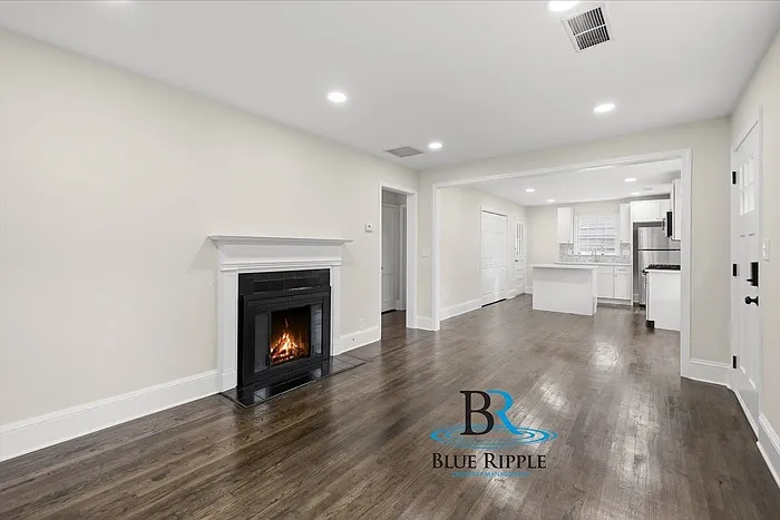 1443 Mimosa Cir SE — Photo 3