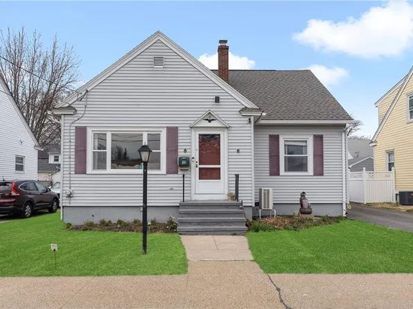 53 Stonelaw Ave, Providence, RI 02908