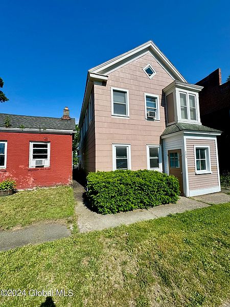 3rd image of 485 3rd Avenue