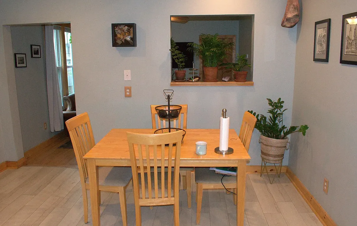 1 bed, 900 sqft, $1,700 — Photo 4