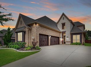 4461 Vineyard Creek Dr, Grapevine, TX 76051
