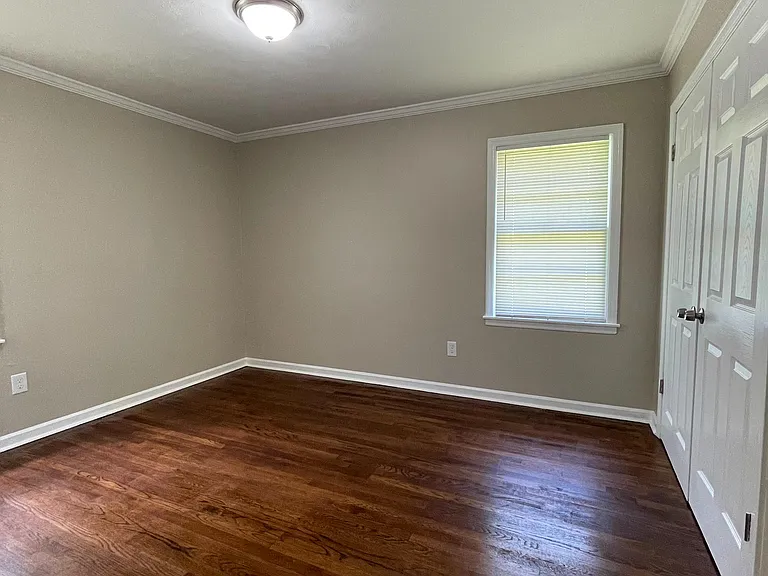 4085 Steele St — Photo 9