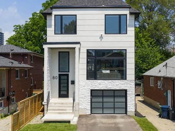 80 Bude St, Toronto, ON M6C 1X8