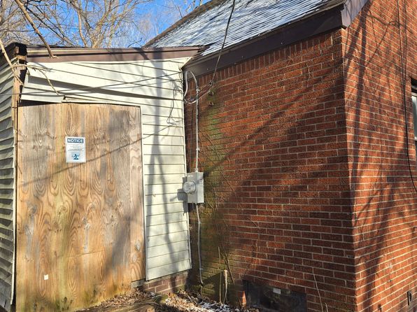 20197 Irvington St W, Highland Park, MI 48203