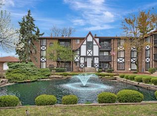 13619 S Lavergne Ave APT 122, Midlothian, IL 60445