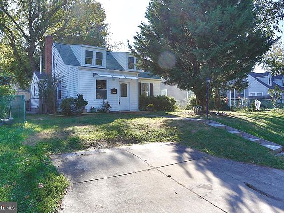 2nd image of 1015 Paul Dr