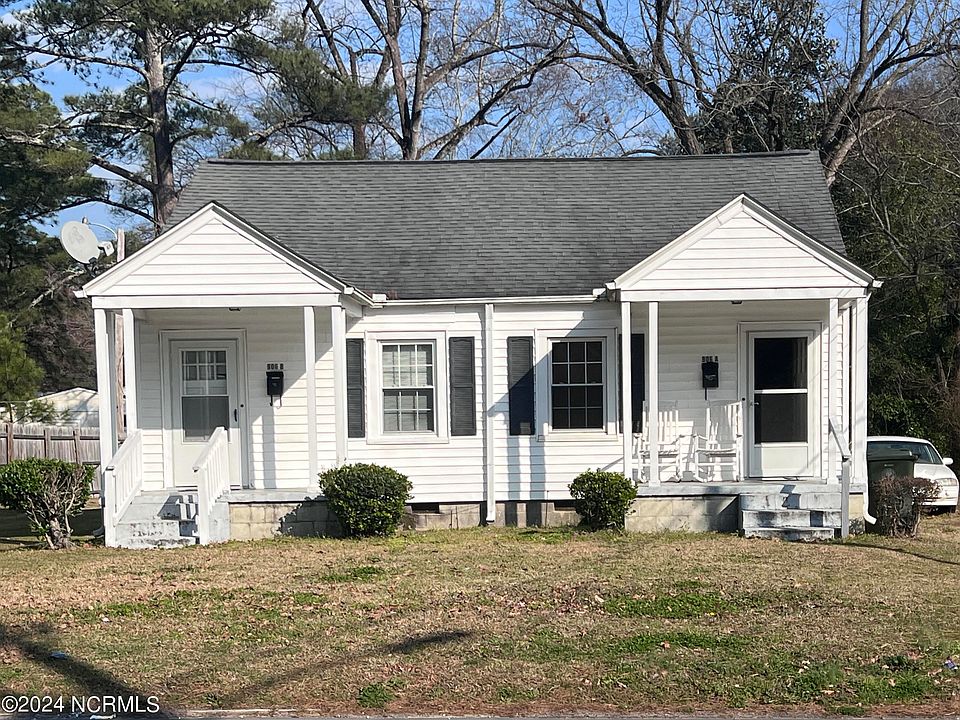 2nd image of 906 Corbett Avenue NE