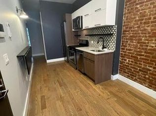 366 Palmetto St #1R, Brooklyn, NY 11237