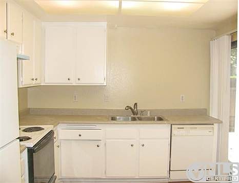 5th image of 9922 Pineknoll Ln