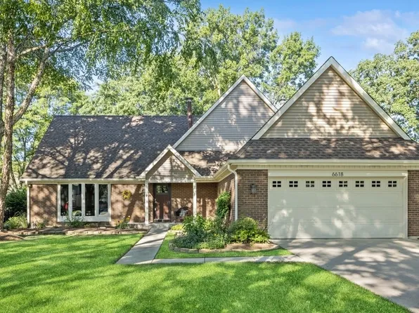6618 Pinehurst Ct, Lisle, IL 60532