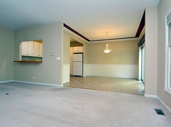 2nd image of 62 N Averry Ct