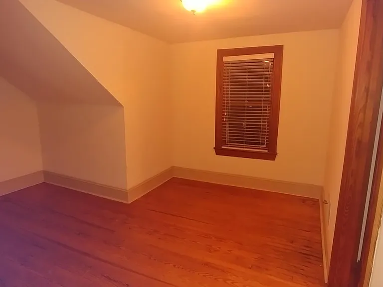 Den / 2nd bedroom