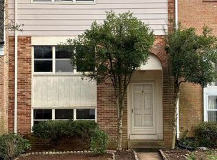8469 Ivy Glen Ct, Manassas, VA 20110