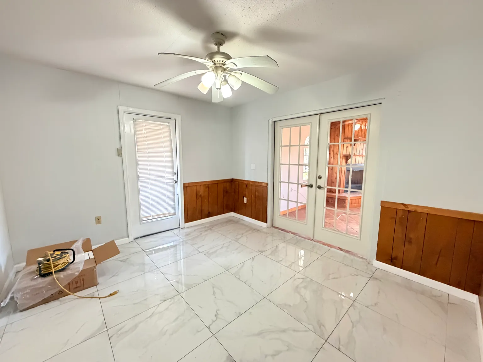 1365 Alton Rd — Photo 2
