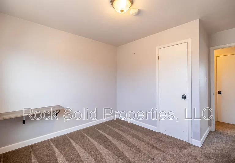 4709 Windmill Rd — Photo 20