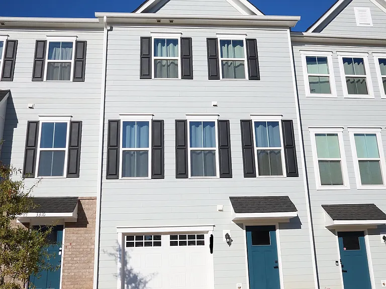 3306 Beeler Ln — Photo 1