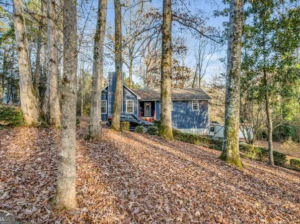125 Maple Pl, Fayetteville, GA 30215
