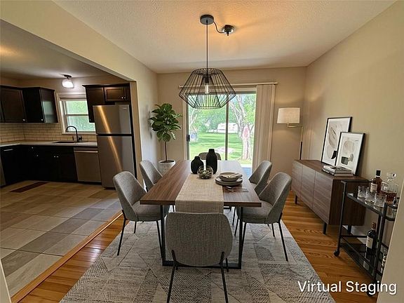 4th image of 7413 Hedges Ave