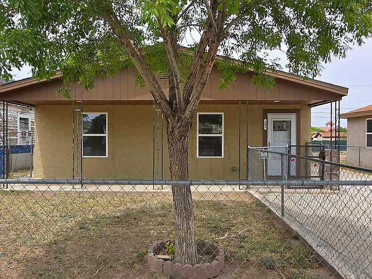 303 E Bland St #840 — Photo 1
