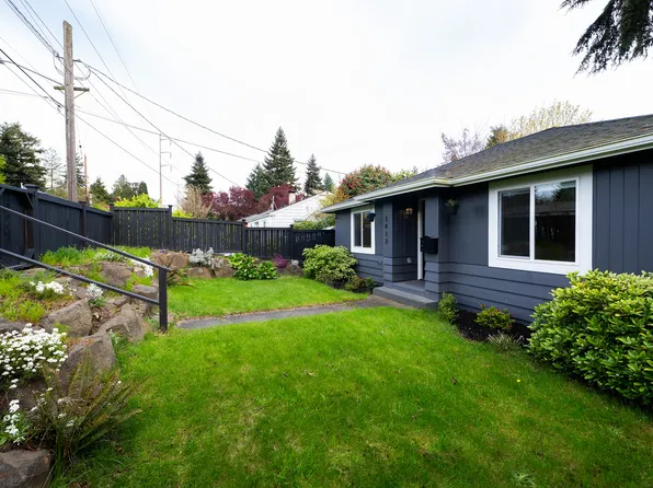 1413 SW Cambridge St, Seattle, WA 98106