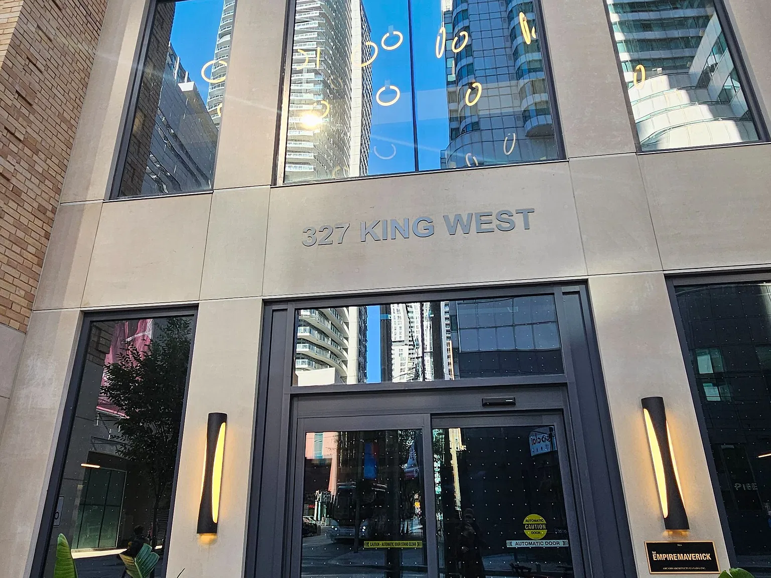 Maverick Condos — Photo 2