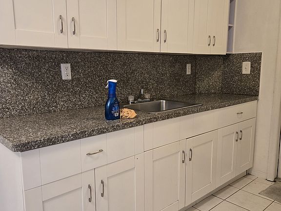 4th image of 1400 N 17th Ave APT 21
