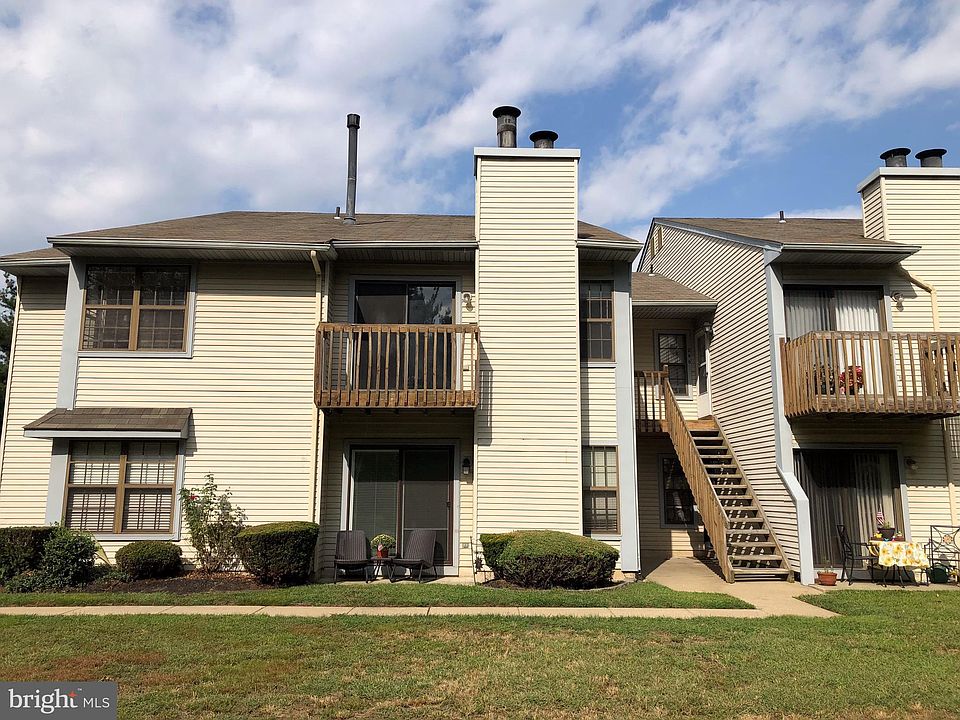 1st image of 248 Barclay Ct