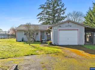 1170 W Grant Pl, Lebanon, OR 97355