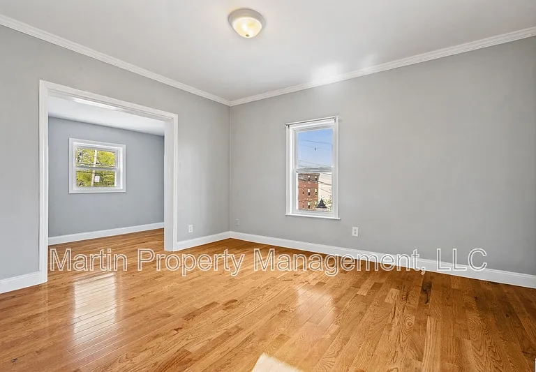 79 Derby St #2 — Photo 11