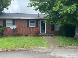 116 W Shoal St, Pulaski, TN 38478