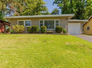 8421 Engler Ave, Saint Louis, MO 63114