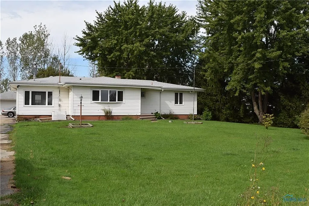 145 N Norden Rd photo 1