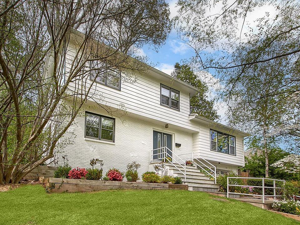 1st image of 15 Puritan Dr