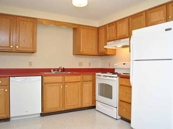 5th image of 5 Oregon Ave APT 205