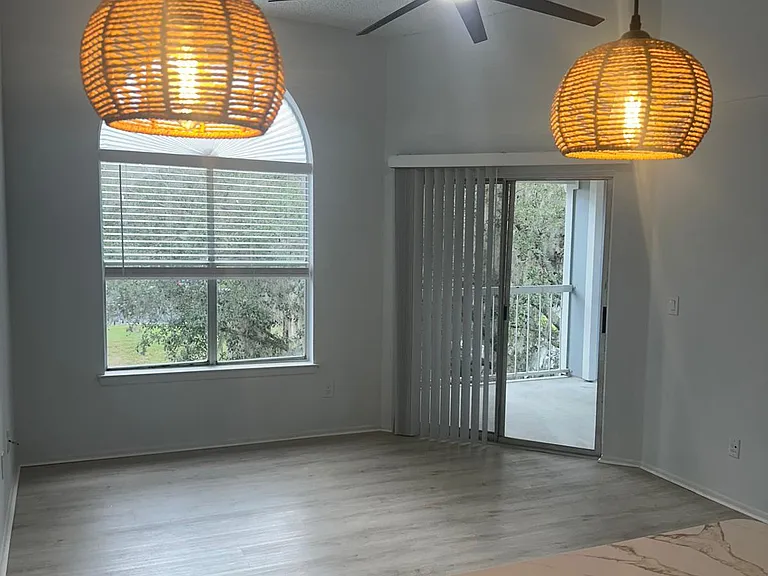 2569 Grassy Point Dr #303 — Photo 9