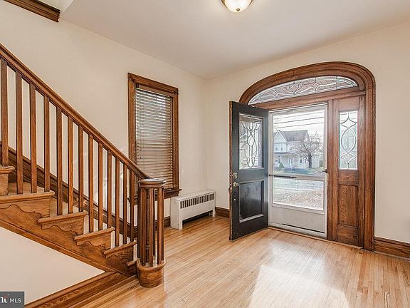 4th image of 17736 Virginia Ave