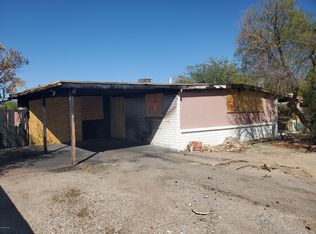 8133 E Victoria Dr, Tucson, AZ 85730