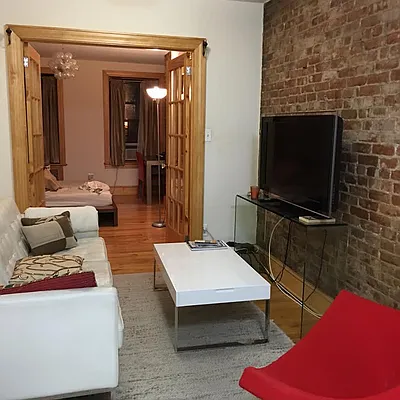 Rented by Ready Group | media 28