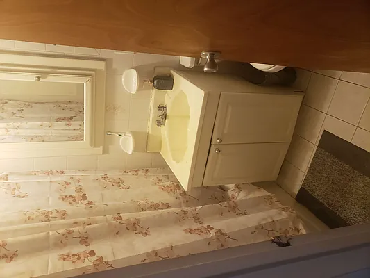 Rented by Liz Realty Group | media 4