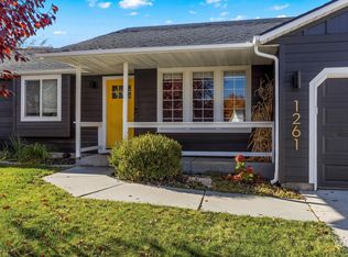 1261 E Oakridge Dr, Boise, ID 83716