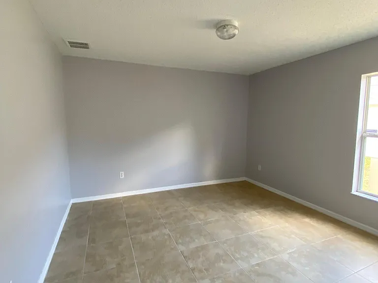 632 SE Chapman Ave — Photo 36