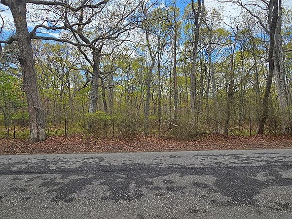 4th image of 61 Timber Point Road