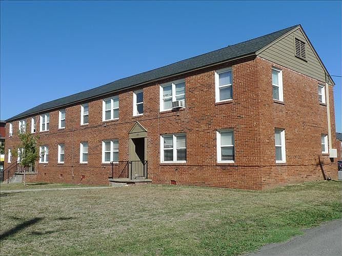 1st image of 410 Macy St APT 4