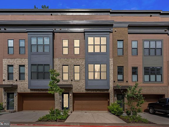 2nd image of 3540 Sutton Heights Cir
