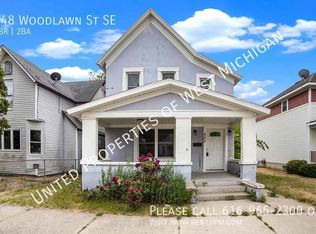448 Woodlawn St SE, Grand Rapids, MI 49507