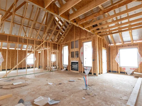 9209 NW 86th St, Yukon, OK 73099