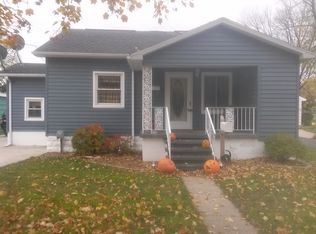 800 Hart St, Essexville, MI