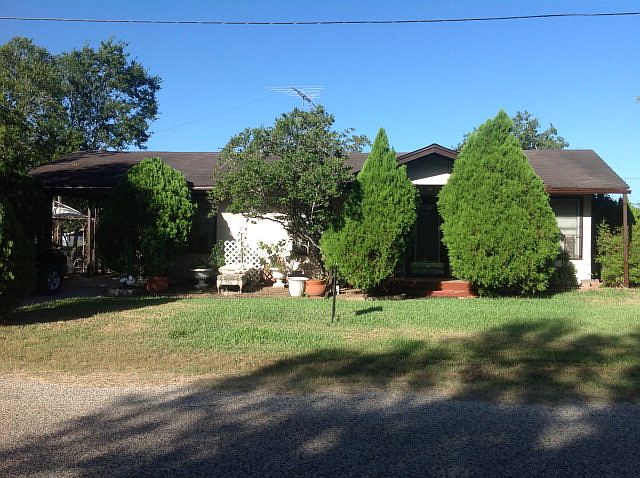 1st image of 304 N Lowery Ave