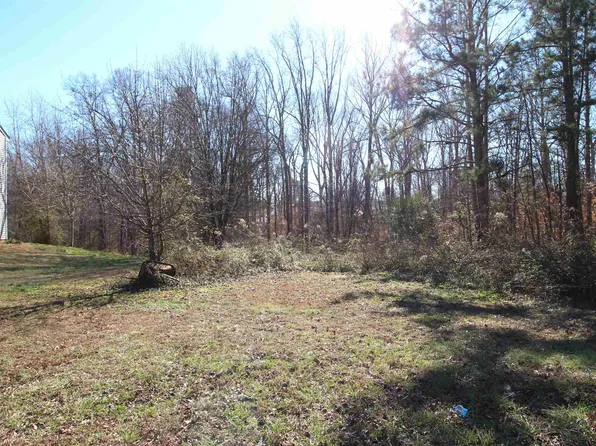 627 Pauline Ln, Roebuck, SC 29376
