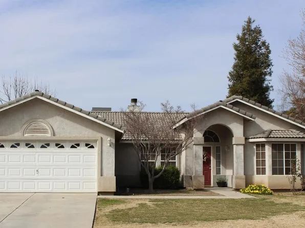 3902 E Elowin Avenue, Visalia, CA 93292